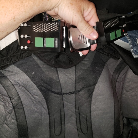 Darth Vader Costume - Picture 3 of 3